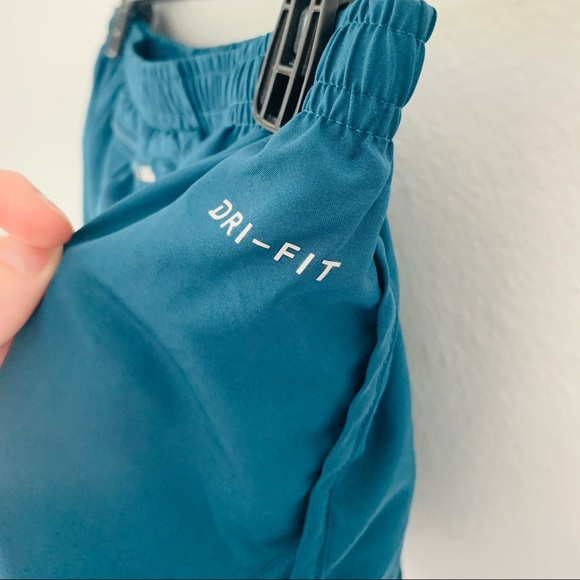 Nike Dri Fit Shorts - Picture 3 of 5